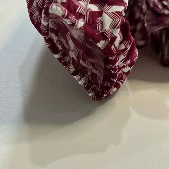 Milk & Honey Burgundy Houndstooth Top Size S - Picture 4 of 11
